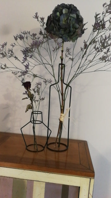 Iron Line Sculptural Vase — powder-coated metal vases decor, view 3