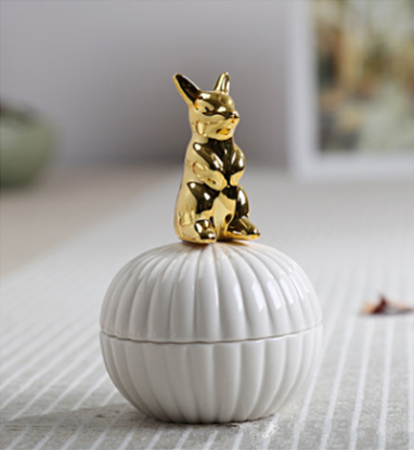 Animal-Lidded Jars, decorative sculpture, view 4