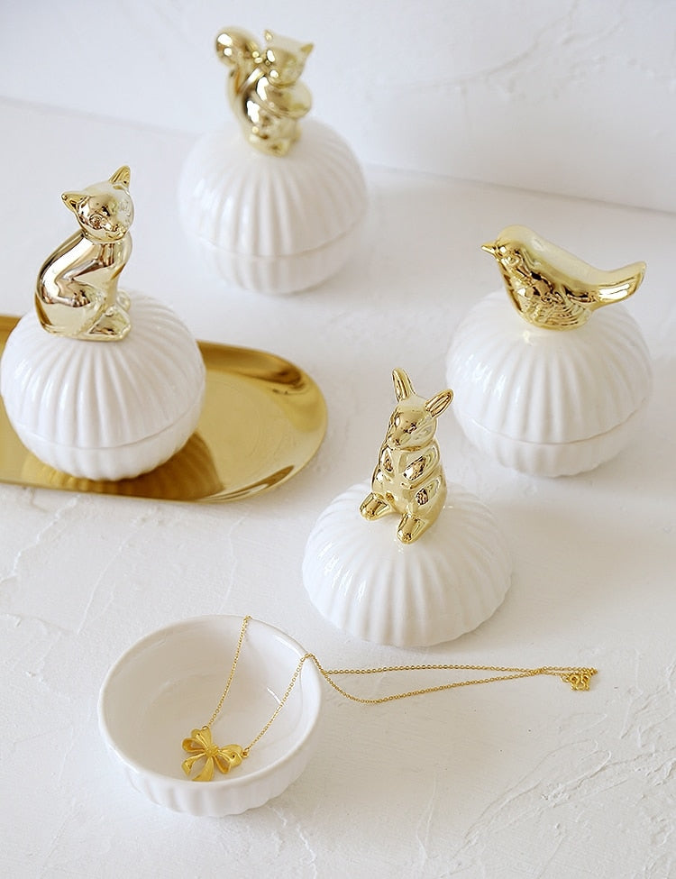 Animal-Lidded Jars — decorative sculpture, view 3